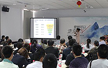“營(yíng)銷(xiāo)可以走直線(xiàn)”——2012企業(yè)營(yíng)銷(xiāo)研討會(huì)新鄉(xiāng)站報(bào)道